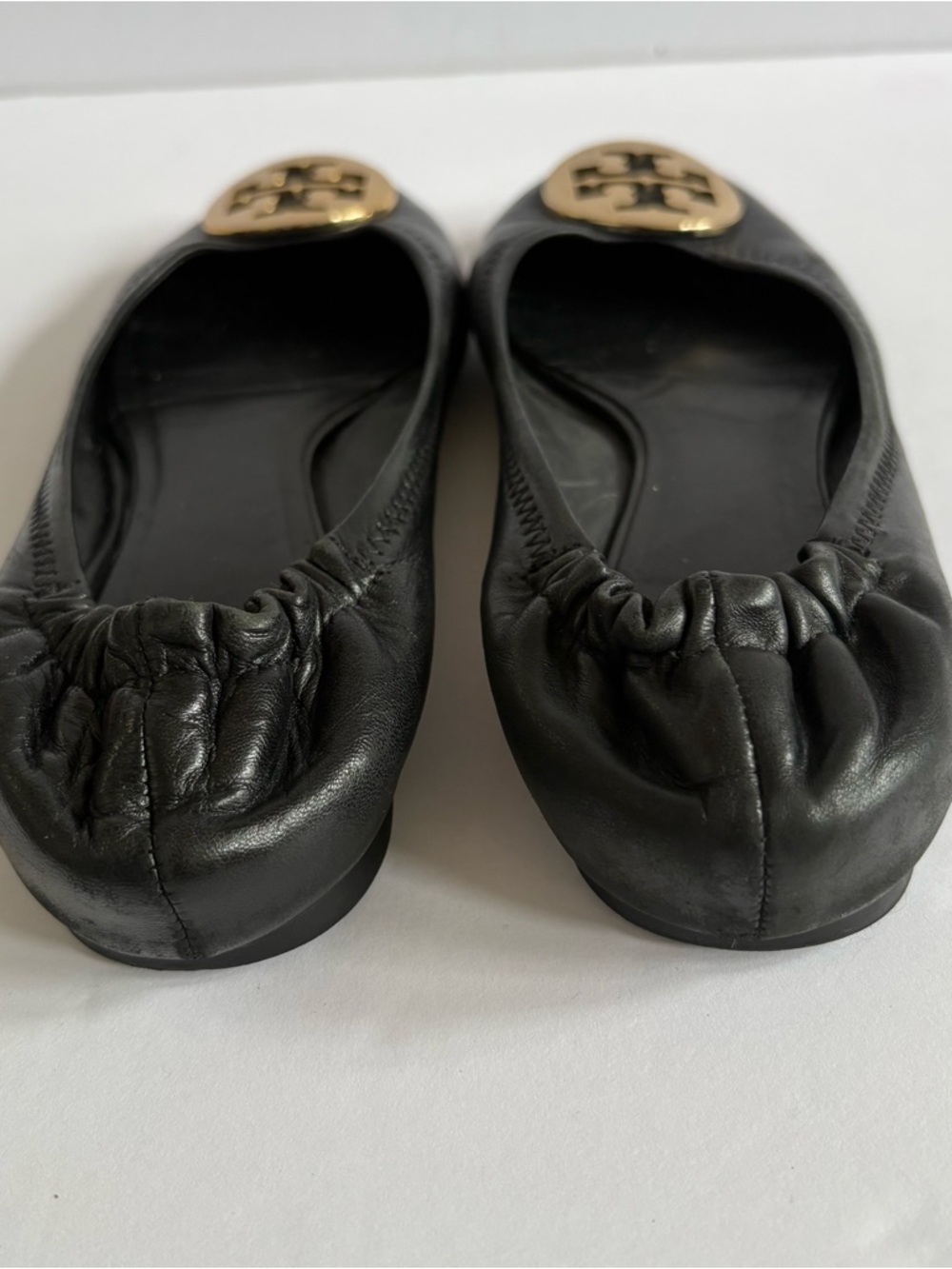 Tory Burch Black Leather Reva Ballet Flat Women’s 7 Gold Medallion Career Office - Picture 5 of 7